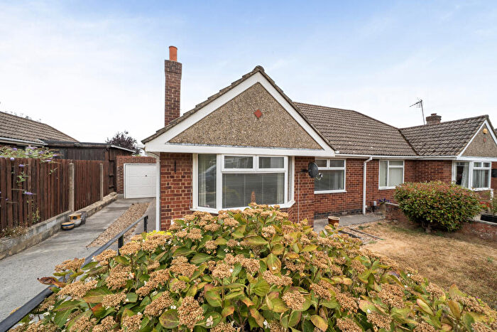 2 Bedroom Semi-Detached Bungalow For Sale In Farleigh Crescent, Lawn, Swindon, SN3