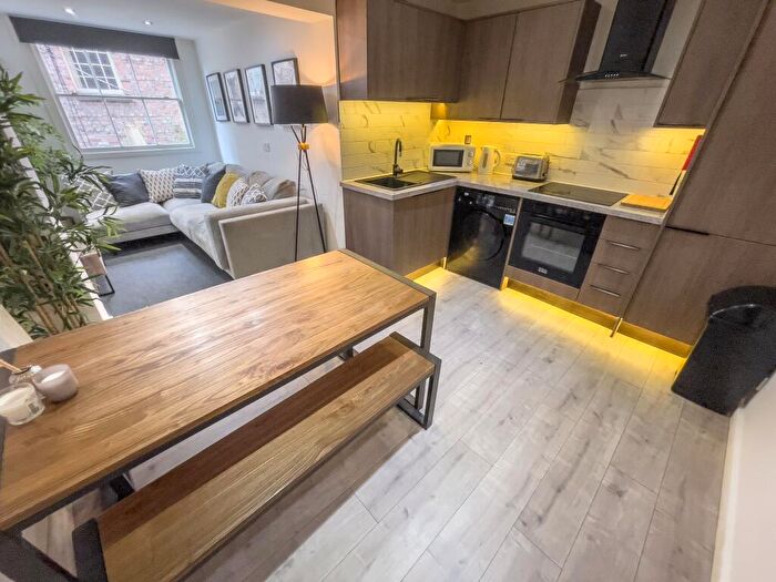 5 Bedroom Flat To Rent In Colquitt Street, L1