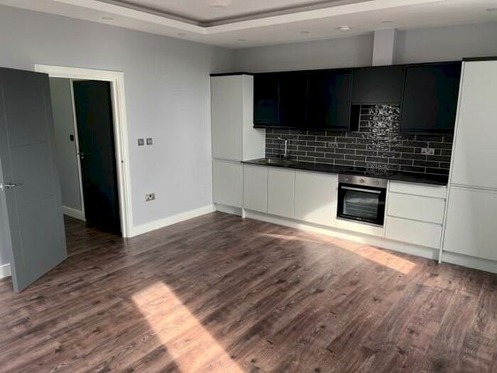 2 Bedroom Apartment To Rent In St Austell, PL25