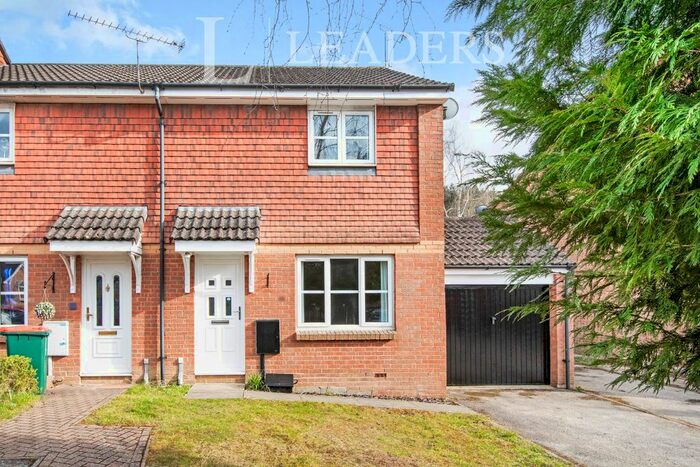 3 Bedroom Semi-Detached House To Rent In Bolton Road, Maidenbower, Crawley, RH10