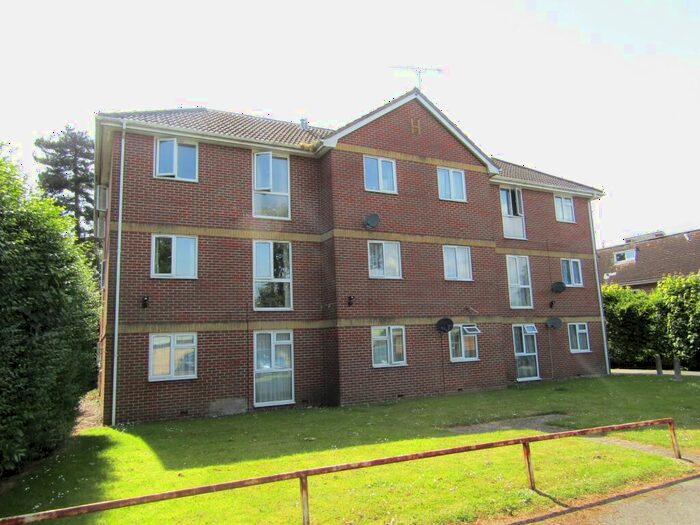 1 Bedroom Flat To Rent In Spring Road, Sholing, Southampton, Hampshire, SO19