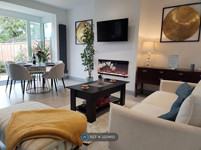 2 Bedroom Bungalow To Rent In Riverview Road, Epsom, KT19