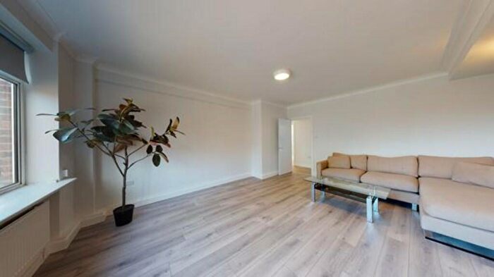 1 Bedroom Apartment To Rent In Warren Court, Euston Road, Warren Street, NW1