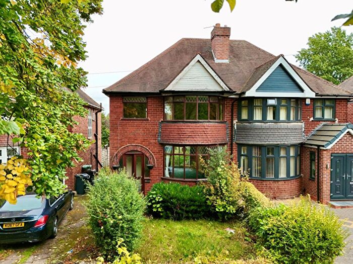 3 Bedroom Semi Detached House For Sale In Romilly Avenue, Handsworth Wood, Birmingham, B20