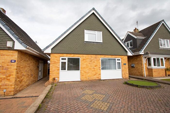 4 Bedroom Detached Bungalow For Sale In Shardlow Gardens, Bessacarr, Doncaster, DN4