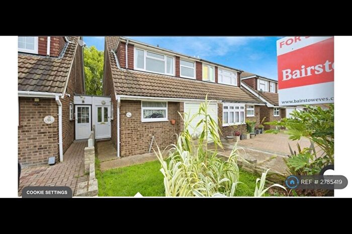 3 Bedroom Semi Detached House To Rent In Birch Close, Romford, RM7