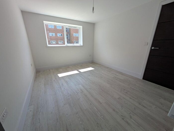 2 Bedroom Apartment To Rent In South Road, Hythe, Kent, CT21