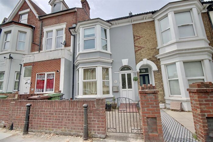 3 Bedroom Terraced House For Sale In London Road, Portsmouth, PO2