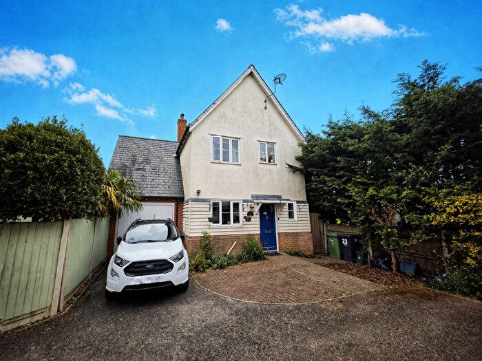 3 Bedroom Detached House For Sale In Kings Farm Meadow, CM0