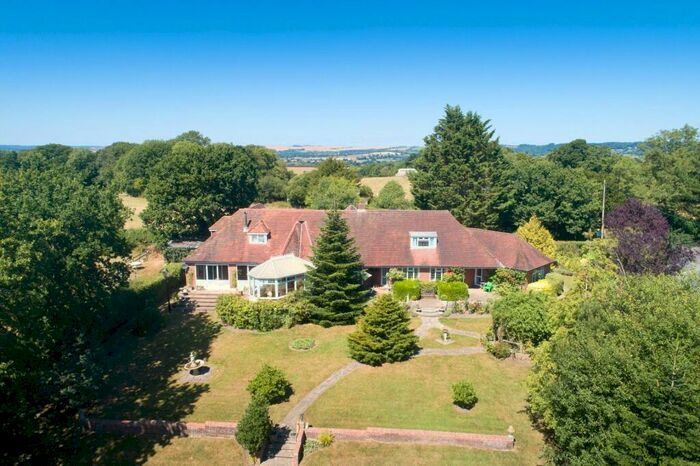 3 Bedroom Detached House For Sale In Sedgehill, Shaftesbury, Dorset, SP7