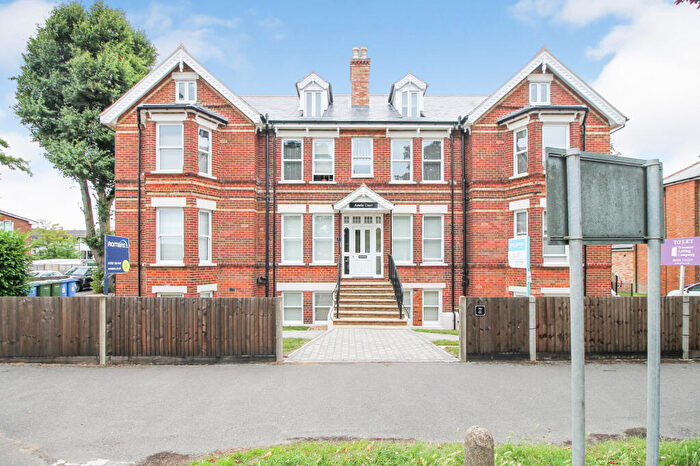 1 Bedroom Apartment To Rent In Amelia Court, Southampton Street, Farnborough, Hampshire, GU14