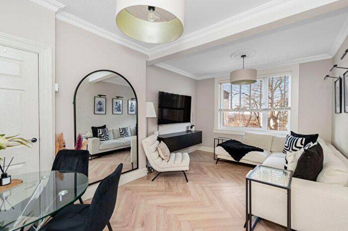 2 Bedroom Flat For Sale In / Newtoft Street, Gilmerton, Edinburgh, EH17