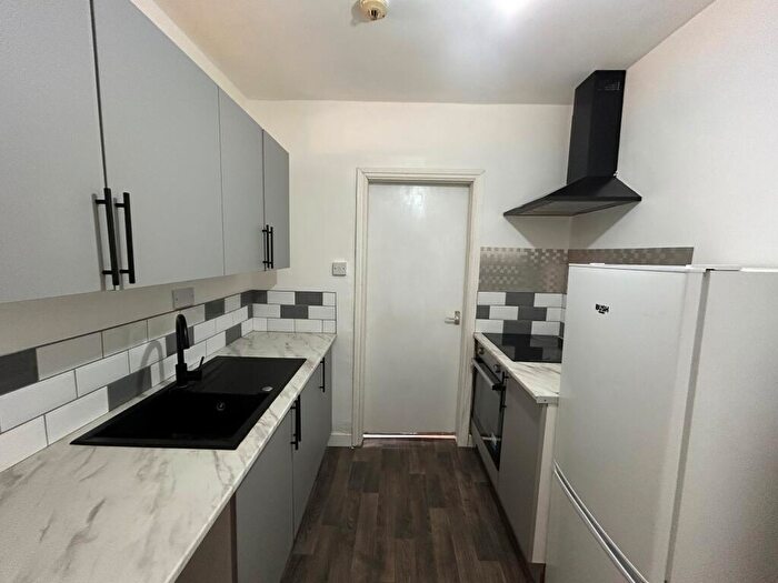1 Bedroom Flat To Rent In Northenden Road, Sale, M33