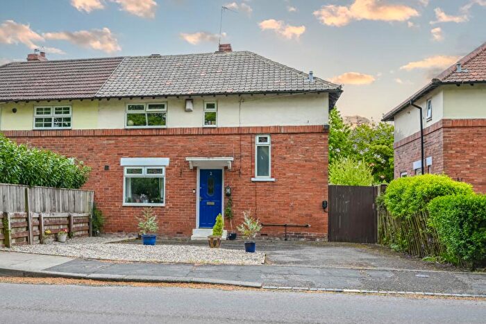 3 Bedroom Semi-Detached House For Sale In Beech Crescent, Heighington Village, Newton Aycliffe, DL5