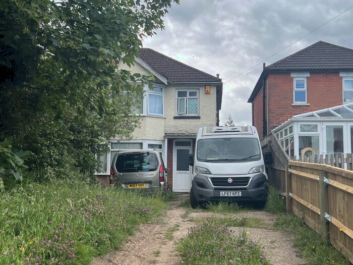 5 Bedroom House To Rent In Burgess Road, SO16