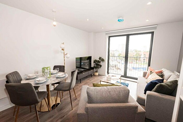 2 Bedroom Apartment To Rent In Worrall Street, Manchester, Greater Manchester, M5