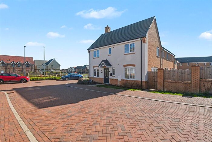 3 Bedroom End Terrace House For Sale In Musselburgh Drive, Corby, NN17