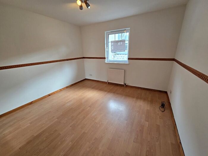 2 Bedroom Flat To Rent In St Clair Street, City Centre, Aberdeen, AB24