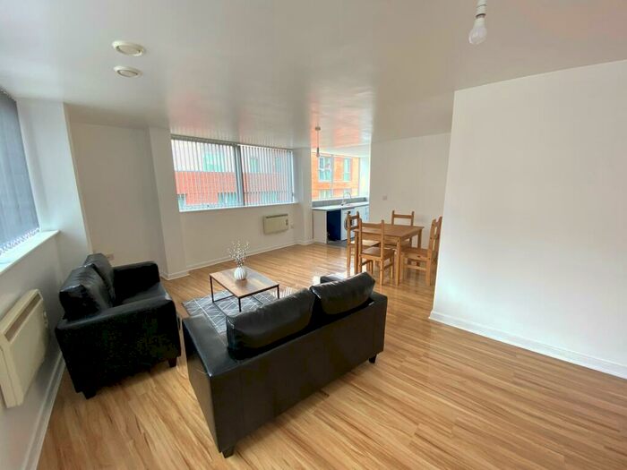 2 Bedroom Apartment To Rent In Westside One, B1