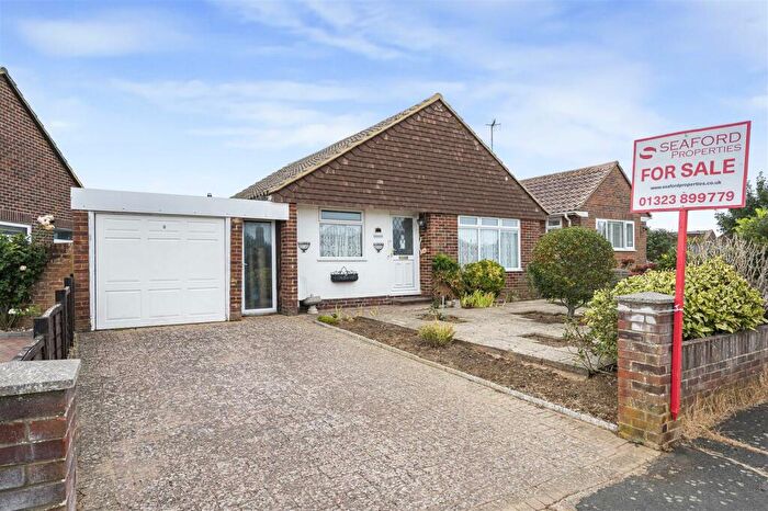 2 Bedroom Detached Bungalow For Sale In Upper Chyngton Gardens, Seaford, BN25