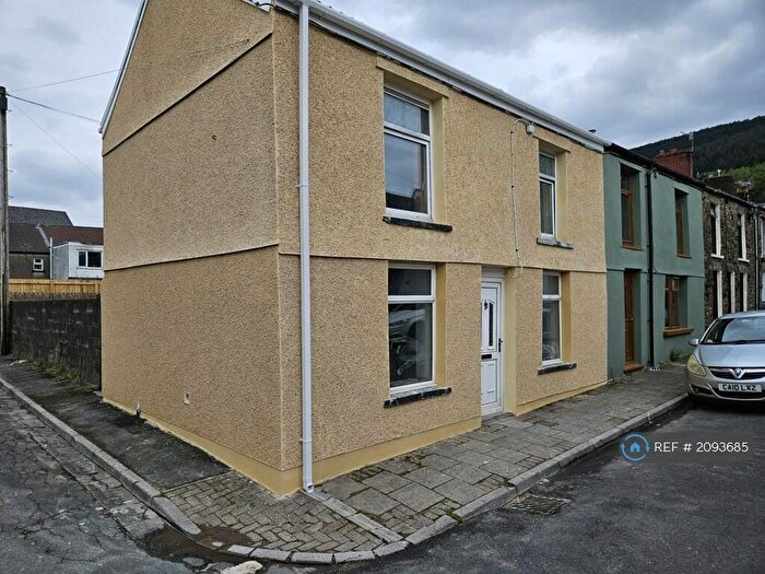 2 Bedroom End Of Terrace House To Rent In Pleasant Street, Rhondda Cynon Taff, CF41