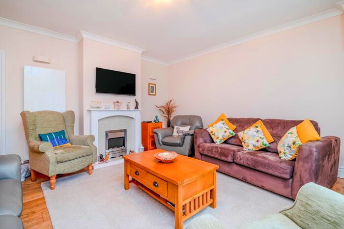 4 Bedroom Detached House For Sale In St Whites Road, Cinderford, GL14