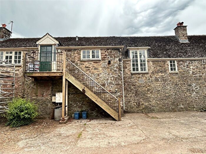2 Bedroom Flat To Rent In Oakford, Tiverton, Devon, EX16