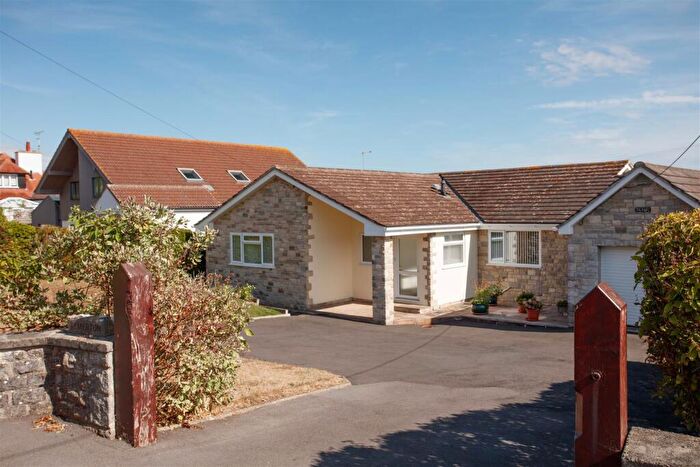 3 Bedroom Bungalow For Sale In Shipton Lane, Burton Bradstock, Bridport, DT6