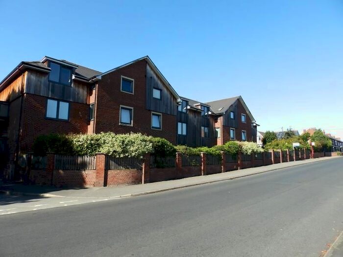 1 Bedroom Flat To Rent In Huntsman House, Dalefield Road, Normanton WF6