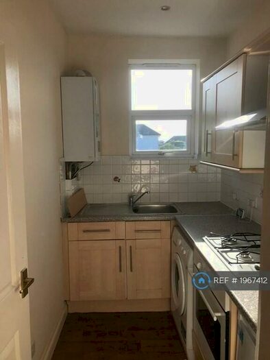 1 Bedroom Flat To Rent In Chamberlayne Road, Eastleigh, SO50