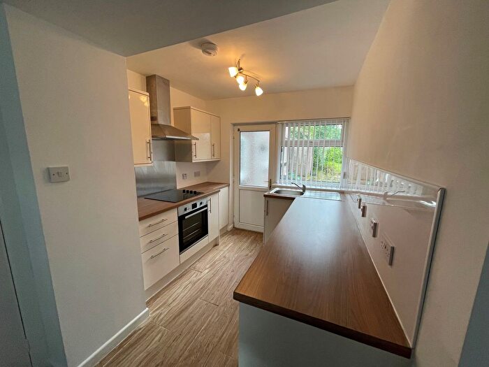 2 Bedroom Semi-Detached House To Rent In Glynllwchwr Road, Swansea, SA4