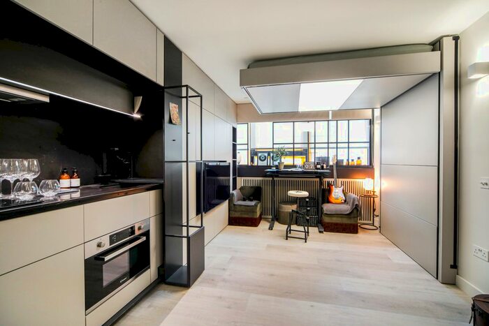 Studio To Rent In Empire Way, Wembley, London, HA9