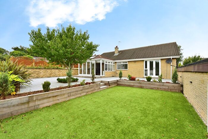 3 Bedroom Bungalow For Sale In Ashley Lane, Sheffield, South Yorkshire, S21