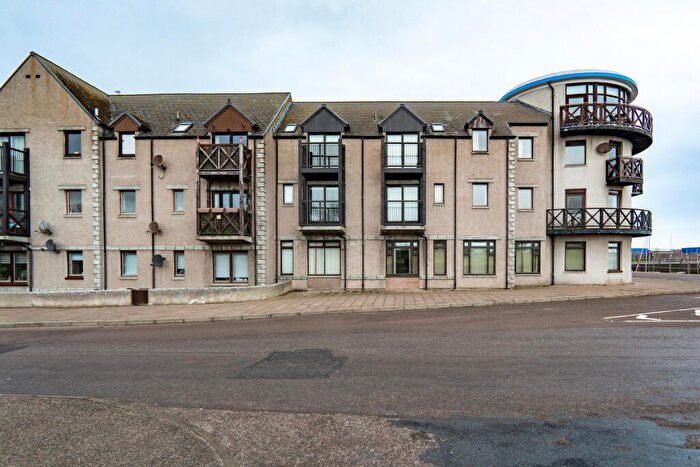 2 Bedroom Flat For Sale In Harbour Street, Nairn, IV12