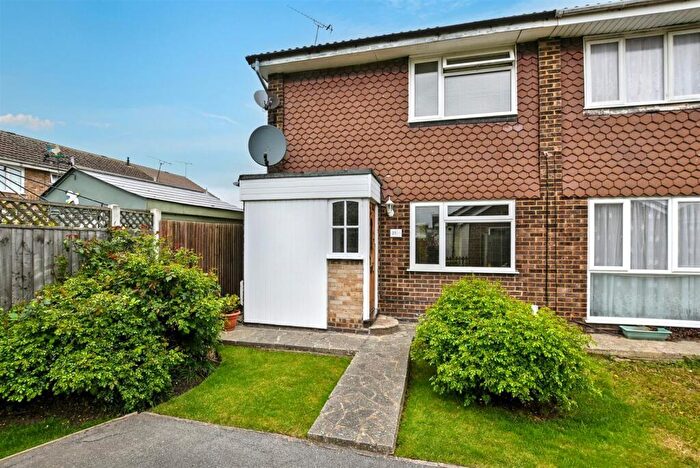 2 Bedroom Semi-Detached House For Sale In Castle Walk, Canvey Island, SS8