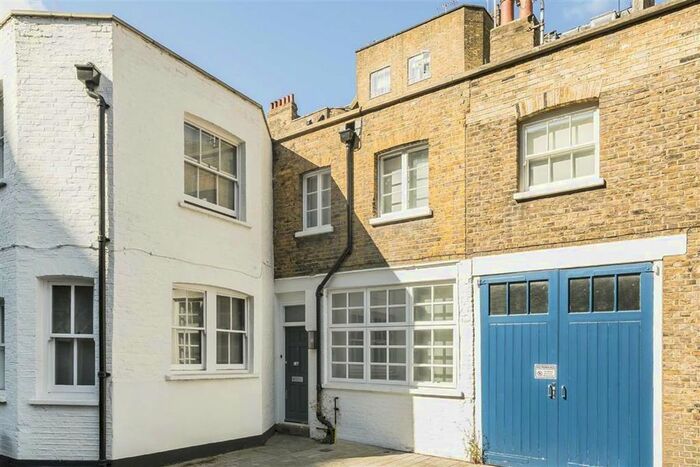 3 Bedroom Property To Rent In Rodmarton Street, London, W1U