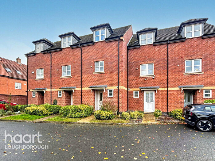 3 Bedroom Town House For Sale In Charnwood Forester End, Loughborough, LE11
