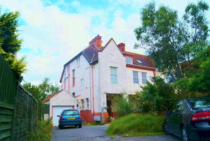 2 Bedroom Flat To Rent In Berrow Road, Burnham-On-Sea, TA8