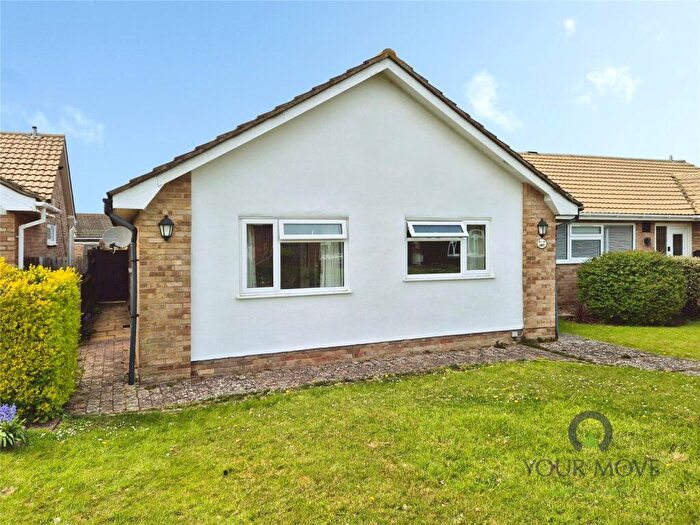 3 Bedroom Bungalow For Sale In Seven Sisters Road, Eastbourne, East Sussex, BN22