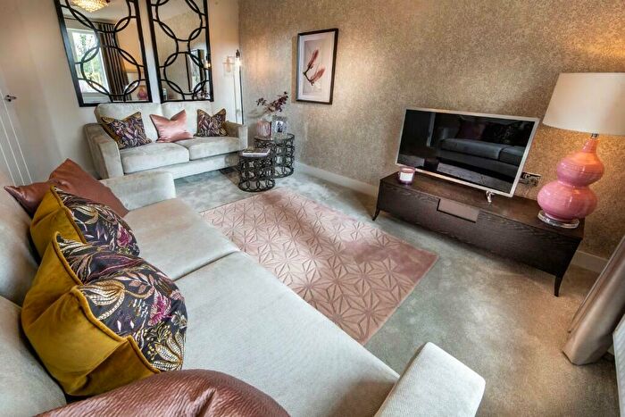 4 Bedroom Semi Detached House For Sale In Ludgershall, Wiltshire, SP11