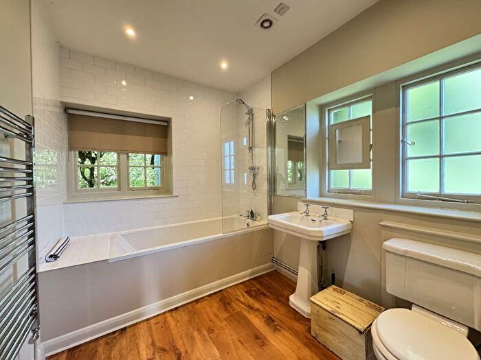 2 Bedroom Detached House To Rent In High Street Green, Chiddingfold, GU8