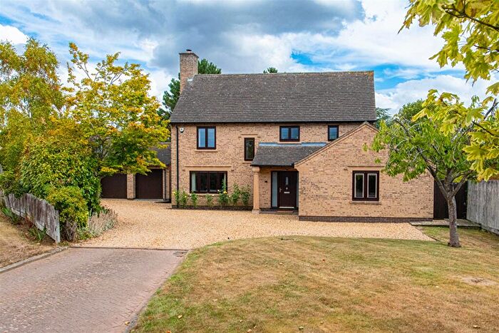 4 Bedroom Detached House For Sale In The Paddocks, Orlingbury, Kettering, NN14