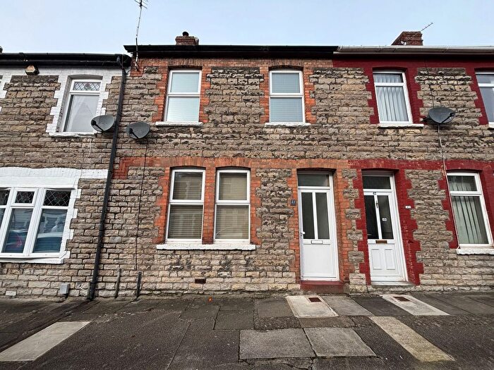 2 Bedroom Terraced House For Sale In Queen Street, Barry, CF62