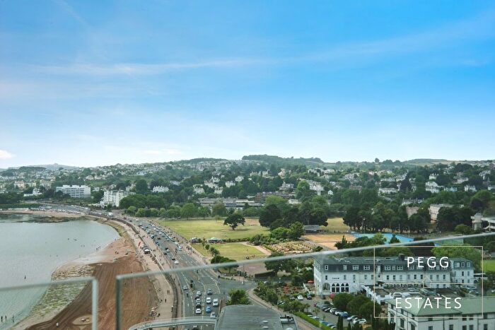 2 Bedroom Flat For Sale In Astor House, Torquay, TQ2
