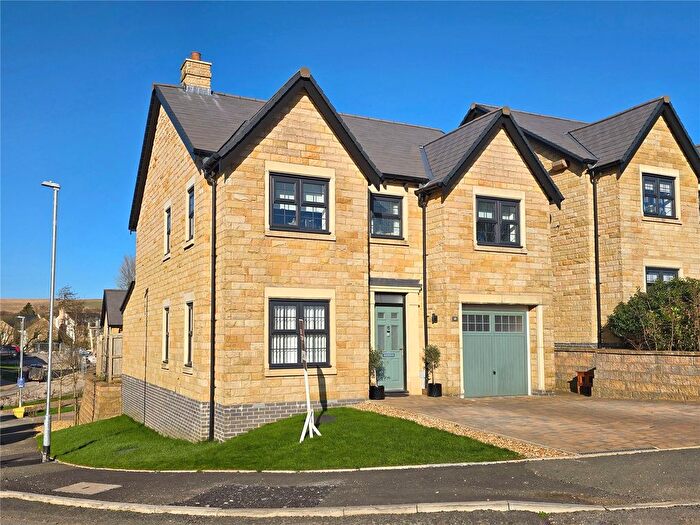 4 Bedroom Detached House For Sale In Great Clough Drive, Loveclough, Rossendale, BB4