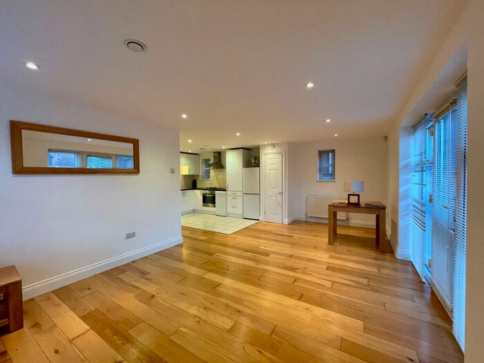 1 Bedroom Apartment To Rent In Grenfell Road Maidenhead Berkshire, SL6