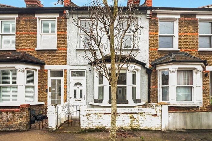 2 Bedroom Terraced House For Sale In Guildford Road, Croydon, CR0