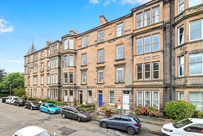 2 Bedroom Flat For Sale In / Fountainhall Road, Edinburgh, EH9