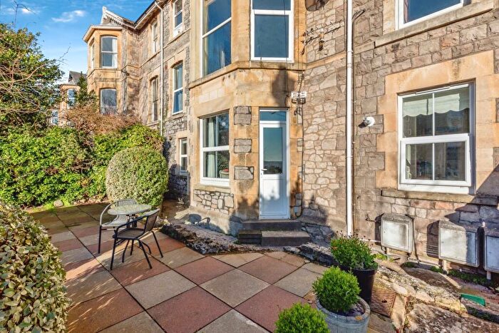 1 Bedroom Flat For Sale In Edinburgh Place, Weston-super-Mare, Somerset, BS23