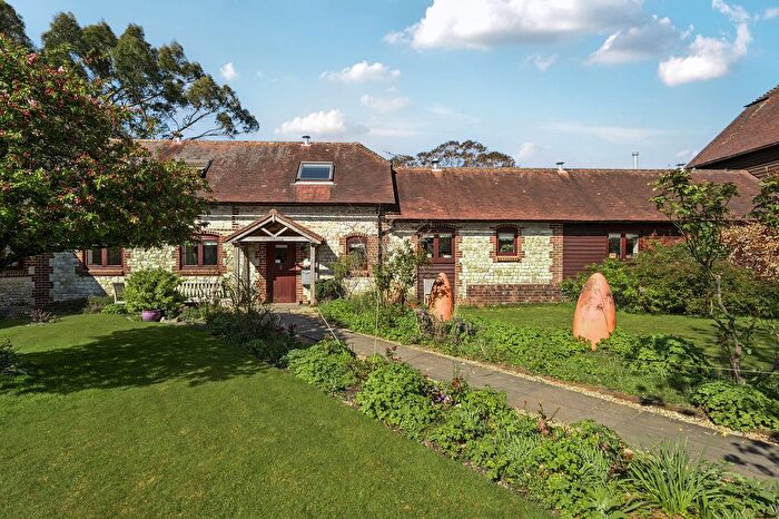 3 Bedroom Barn Conversion For Sale In Elsted, Midhurst, GU29